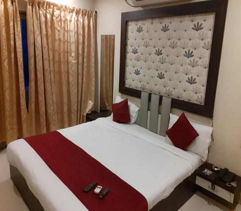 Hotel White House Pune Exterior foto